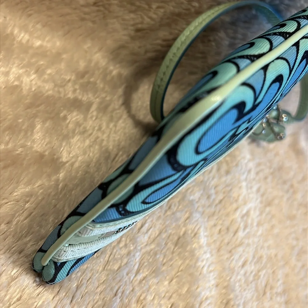 COACH - Picture 9 of 13